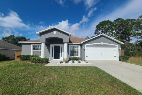 Casa en alquiler en Spring Hill, Florida, 3 dormitorios, 153.75 m2 № 1915752 - foto 1