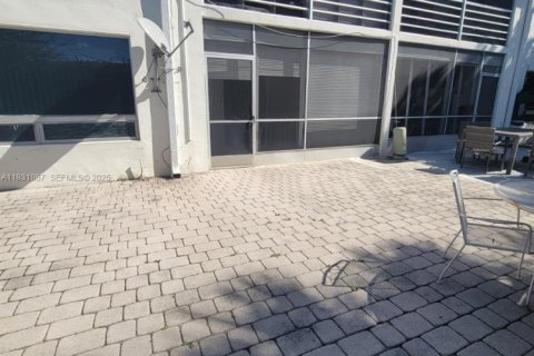 Condo in Deerfield Beach, Florida, 2 bedrooms  № 1990462 - photo 26