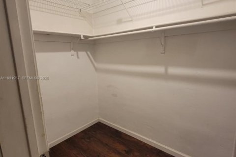 Condo in Deerfield Beach, Florida, 2 bedrooms  № 1990462 - photo 14