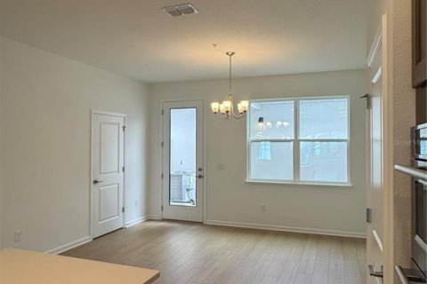 Villa ou maison à vendre à Apopka, Floride: 3 chambres, 172.52 m2 № 2355125 - photo 5