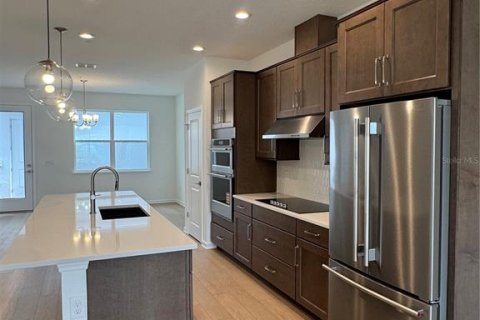 Villa ou maison à vendre à Apopka, Floride: 3 chambres, 172.52 m2 № 2355125 - photo 3