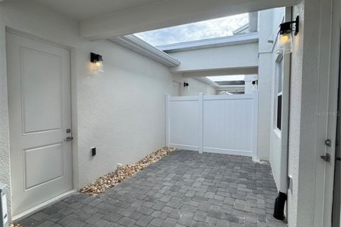 Villa ou maison à vendre à Apopka, Floride: 3 chambres, 172.52 m2 № 2355125 - photo 6
