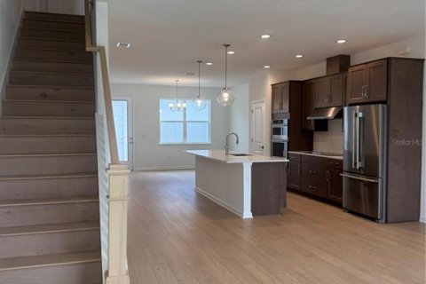 Villa ou maison à vendre à Apopka, Floride: 3 chambres, 172.52 m2 № 2355125 - photo 2