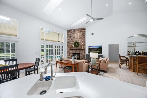 Casa en venta en Longwood, Florida, 4 dormitorios, 295.06 m2 № 1906747 - foto 17