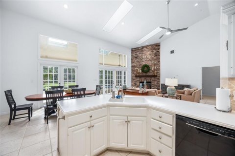 Casa en venta en Longwood, Florida, 4 dormitorios, 295.06 m2 № 1906747 - foto 16
