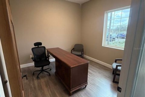 Commercial property in Winter Springs, Florida 63.82 sq.m. № 2109166 - photo 4