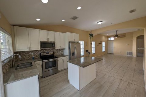 Casa en alquiler en Orlando, Florida, 3 dormitorios, 115.76 m2 № 1908421 - foto 16