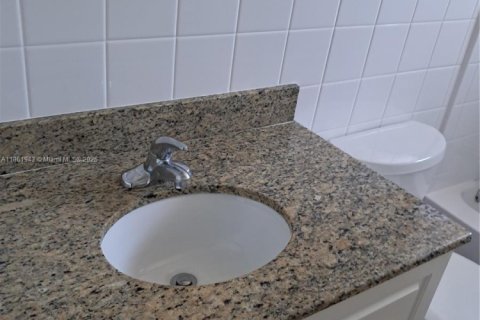 Appartement à louer à North Miami, Floride: 1 chambre, 55.74 m2 № 1892456 - photo 14