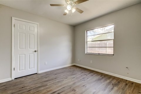 Casa en venta en Tampa, Florida, 4 dormitorios, 132.2 m2 № 1836853 - foto 26