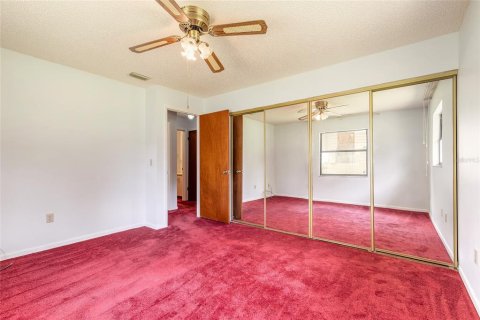 House in De Leon Springs, Florida 4 bedrooms, 140.47 sq.m. № 1798532 - photo 13