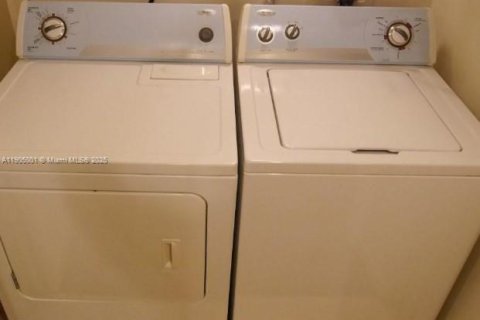 Copropriété à louer à Cutler Bay, Floride: 3 chambres, 140.75 m2 № 1956616 - photo 11