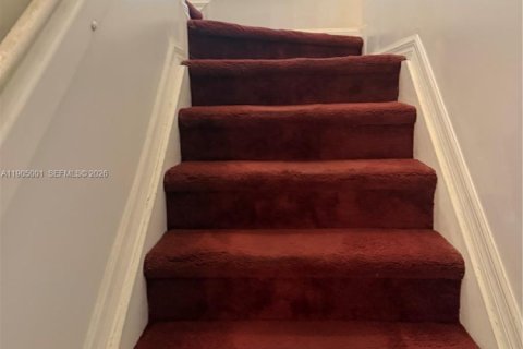 Condominio en alquiler en Cutler Bay, Florida, 3 dormitorios, 140.75 m2 № 1956616 - foto 15