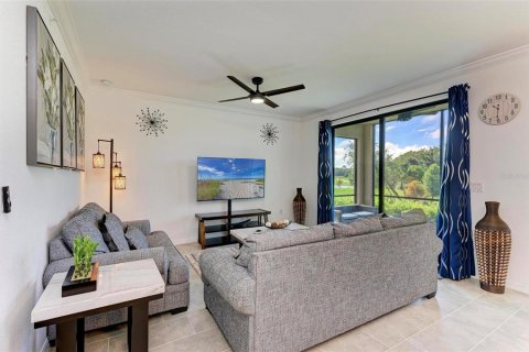 Condo in Bradenton, Florida, 2 bedrooms  № 1918007 - photo 10