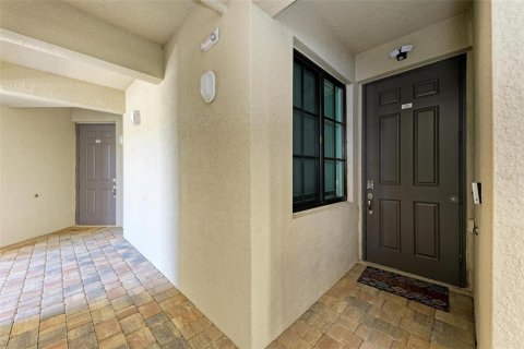 Condo in Bradenton, Florida, 2 bedrooms  № 1918007 - photo 3