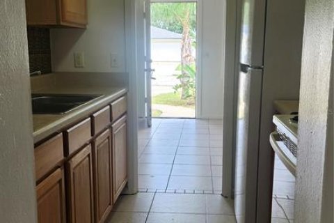 Casa en alquiler en Deltona, Florida, 3 dormitorios, 102.66 m2 № 1915108 - foto 5