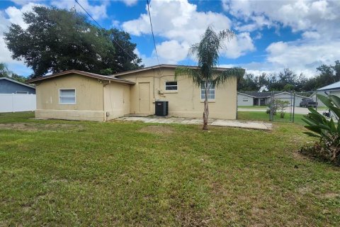 Casa en alquiler en Deltona, Florida, 3 dormitorios, 102.66 m2 № 1915108 - foto 2