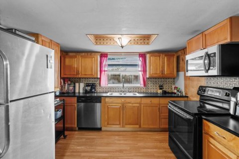 House in Port Richey, Florida 3 bedrooms, 133.97 sq.m. № 1795410 - photo 15