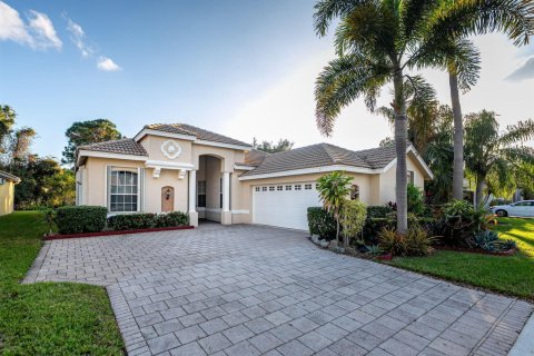 Casa en venta en Port St. Lucie, Florida, 3 dormitorios, 214.98 m2 № 2077865 - foto 4