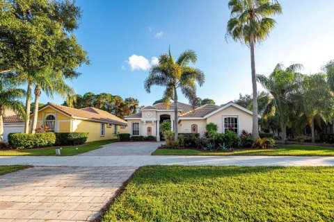 Casa en venta en Port St. Lucie, Florida, 3 dormitorios, 214.98 m2 № 2077865 - foto 2
