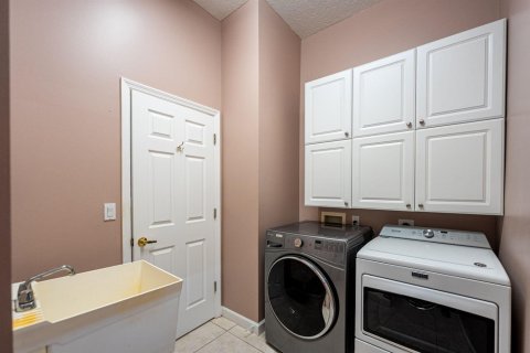 Casa en venta en Port St. Lucie, Florida, 3 dormitorios, 214.98 m2 № 2077865 - foto 24