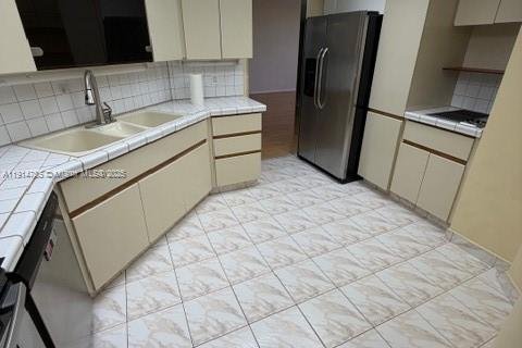 Copropriété à louer à Hallandale Beach, Floride: 2 chambres, 113.43 m2 № 1970458 - photo 20