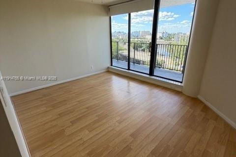 Copropriété à louer à Hallandale Beach, Floride: 2 chambres, 113.43 m2 № 1970458 - photo 24