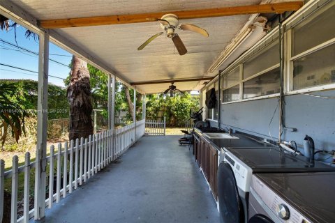 Купить виллу или дом в Майами, Флорида 4 спальни, 131.46м2, № 1960523 - фото 23