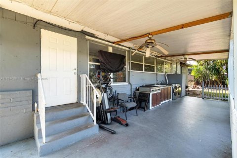 Купить виллу или дом в Майами, Флорида 4 спальни, 131.46м2, № 1960523 - фото 18