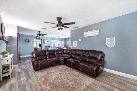 Купить виллу или дом в Майами, Флорида 4 спальни, 131.46м2, № 1960523 - фото 8