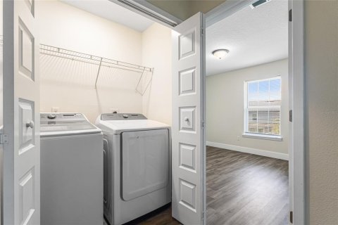 Adosado en venta en Kissimmee, Florida, 4 dormitorios, 153.29 m2 № 1848515 - foto 29