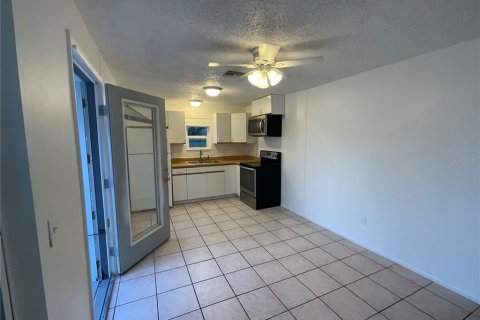 Appartement à louer à Orlando, Floride: 2 chambres, 65.03 m2 № 1687707 - photo 3