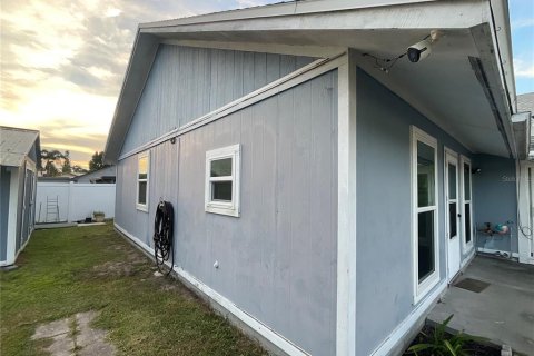 Appartement à louer à Orlando, Floride: 2 chambres, 65.03 m2 № 1687707 - photo 2