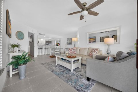 Copropriété à vendre à Punta Gorda, Floride: 2 chambres, 108.51 m2 № 2393888 - photo 10