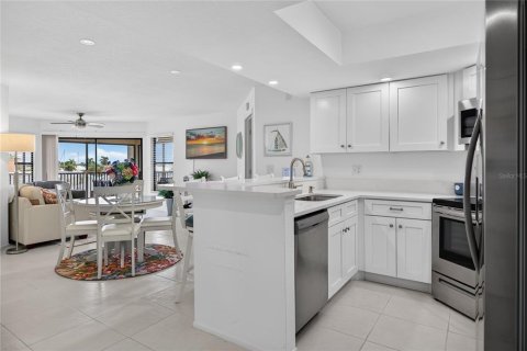 Copropriété à vendre à Punta Gorda, Floride: 2 chambres, 108.51 m2 № 2393888 - photo 5