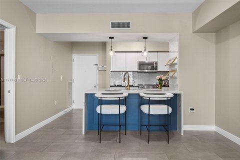 Copropriété à vendre à Hallandale Beach, Floride: 2 chambres, 100.43 m2 № 1998336 - photo 6