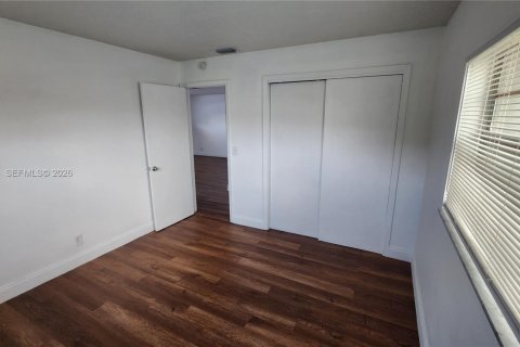 Commercial property in Palm Beach Gardens, Florida 224.08 sq.m. № 2152745 - photo 23