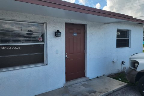 Commercial property in Palm Beach Gardens, Florida 224.08 sq.m. № 2152745 - photo 5