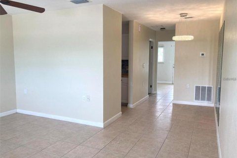 Condo in Seminole, Florida, 1 bedroom  № 1399674 - photo 24