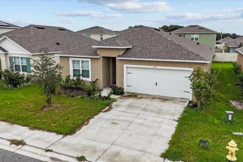 Villa ou maison à vendre à Haines City, Floride: 4 chambres, 170.01 m2 № 2406643 - photo 5