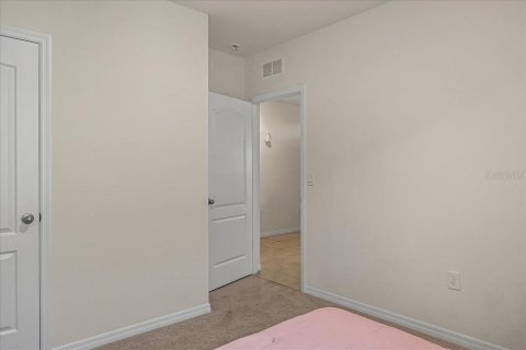 Villa ou maison à vendre à Haines City, Floride: 4 chambres, 170.01 m2 № 2406643 - photo 12