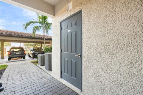 Condominio en alquiler en Bradenton, Florida, 2 dormitorios, 106.09 m2 № 2235143 - foto 30