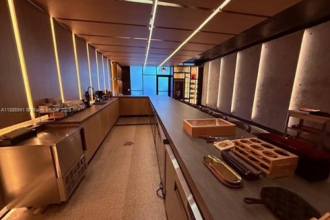 Commercial property in Doral, Florida № 1981612 - photo 20