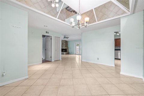 Villa ou maison à vendre à Brandon, Floride: 3 chambres, 148.83 m2 № 1915781 - photo 19