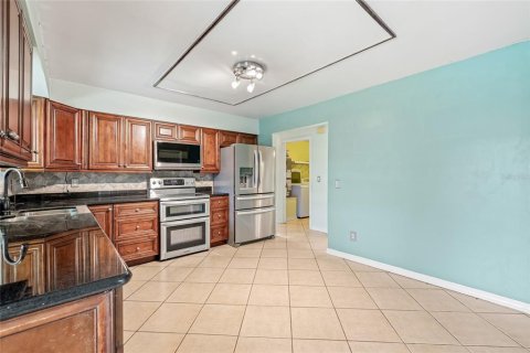 Villa ou maison à vendre à Brandon, Floride: 3 chambres, 148.83 m2 № 1915781 - photo 23