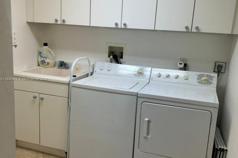 Condominio en venta en Aventura, Florida, 3 dormitorios, 249.91 m2 № 1878389 - foto 21