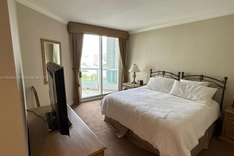 Condominio en venta en Aventura, Florida, 3 dormitorios, 249.91 m2 № 1878389 - foto 22
