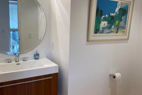 Condo in Palm Beach Shores, Florida, 3 bedrooms № 2247302 - photo 28