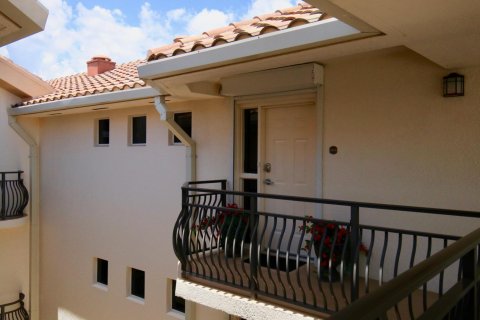 Condo in Palm Beach Shores, Florida, 3 bedrooms № 2247302 - photo 13