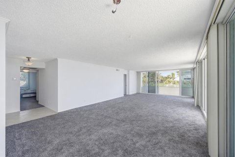 Copropriété à vendre à Boca Raton, Floride: 3 chambres, 199.28 m2 № 2410754 - photo 14
