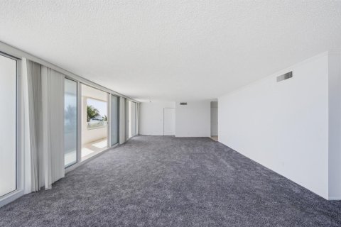 Copropriété à vendre à Boca Raton, Floride: 3 chambres, 199.28 m2 № 2410754 - photo 12